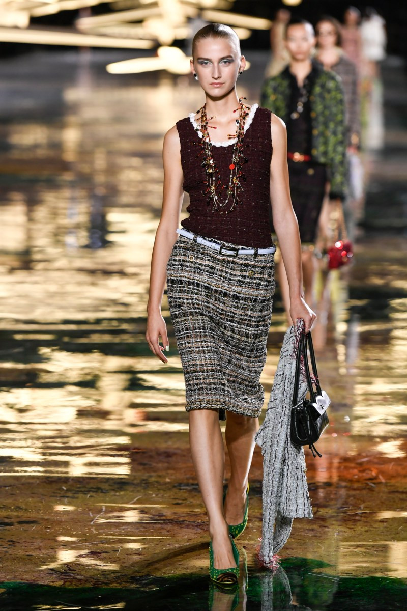 chanel-spring-2027-rtw-r-dm-0070.jpg