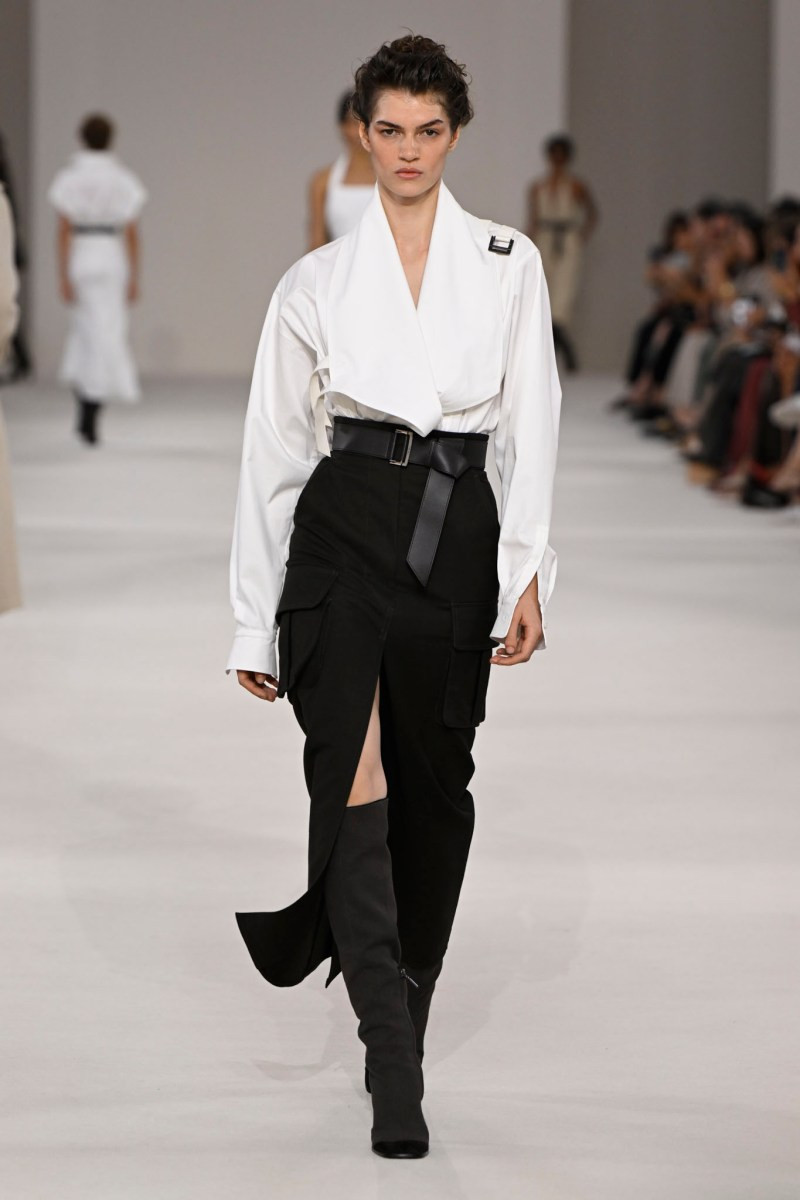 max-mara-spring-27-rtw-r-gg-024.jpg