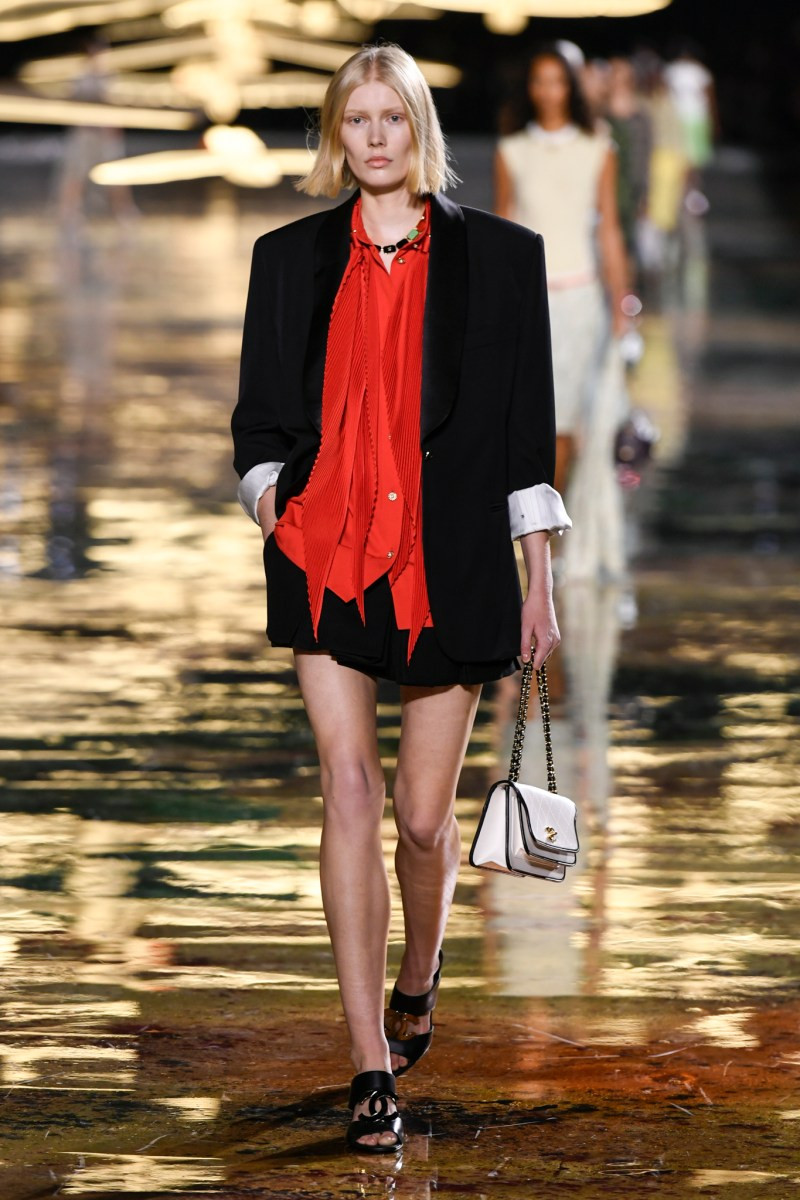 chanel-spring-2027-rtw-r-dm-0068.jpg